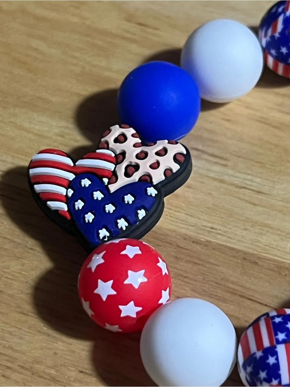 Patriotic Red White and Blue Beaded Kids Bracelet - Unbranded B201